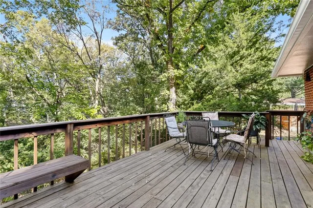 $250,000 | 6159 Northeast Circle View Drive, Kansas City, MO 64118