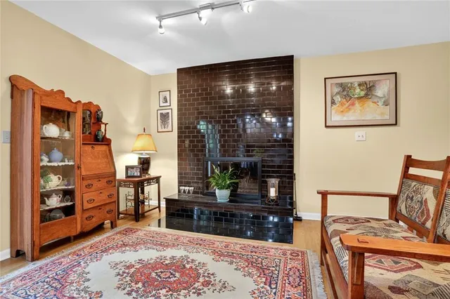 $250,000 | 6159 Northeast Circle View Drive, Kansas City, MO 64118