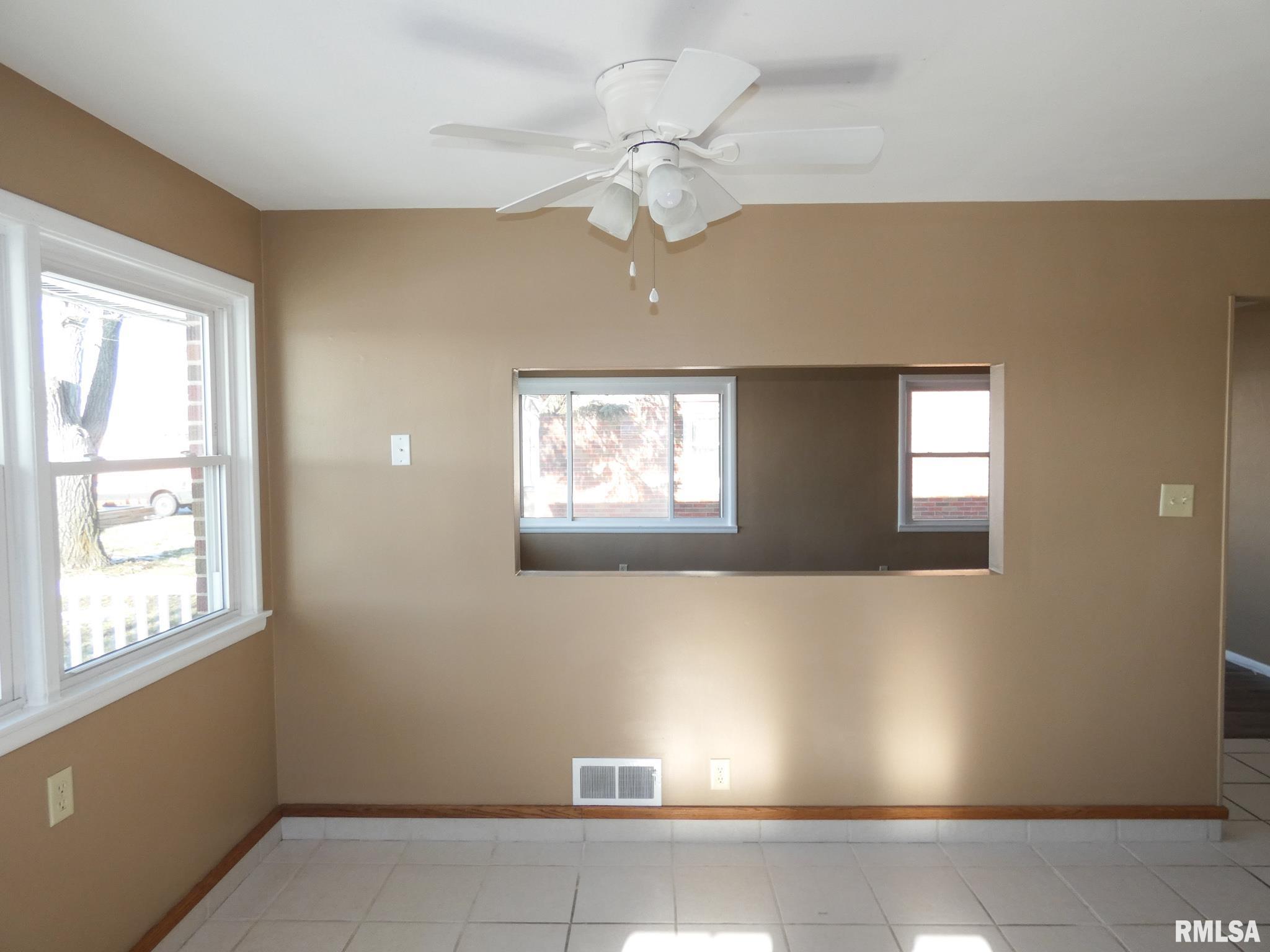 2114 South Airport Road Peoria, IL 61607 - Photo 11 of 22 Gallery Image 11