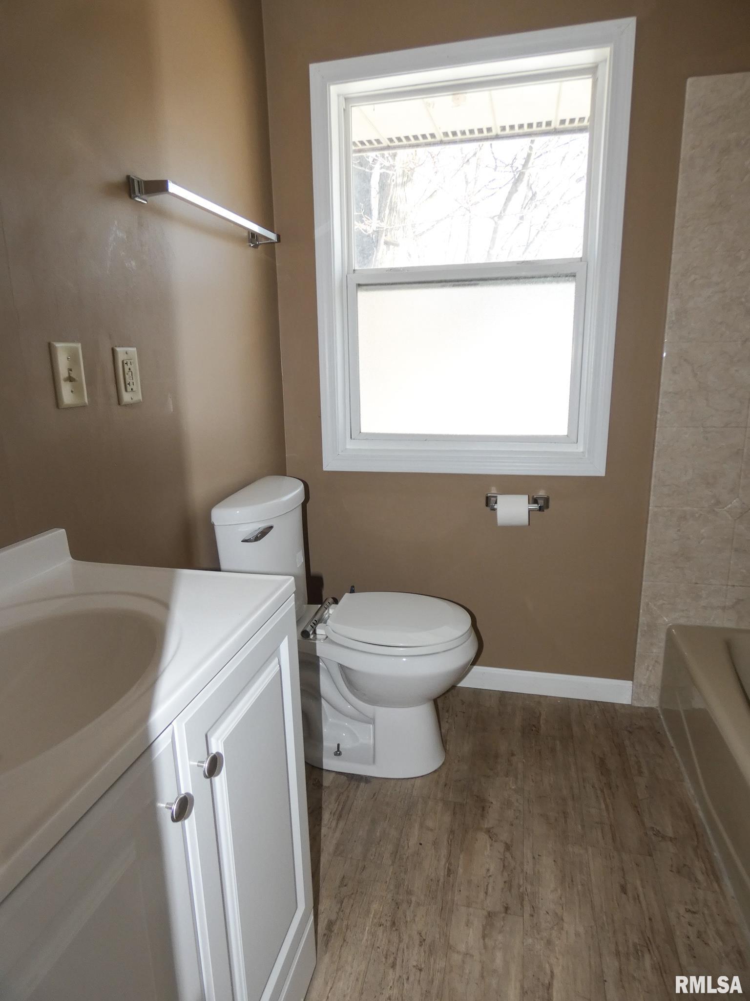 2114 South Airport Road Peoria, IL 61607 - Photo 16 of 22 Gallery Image 16