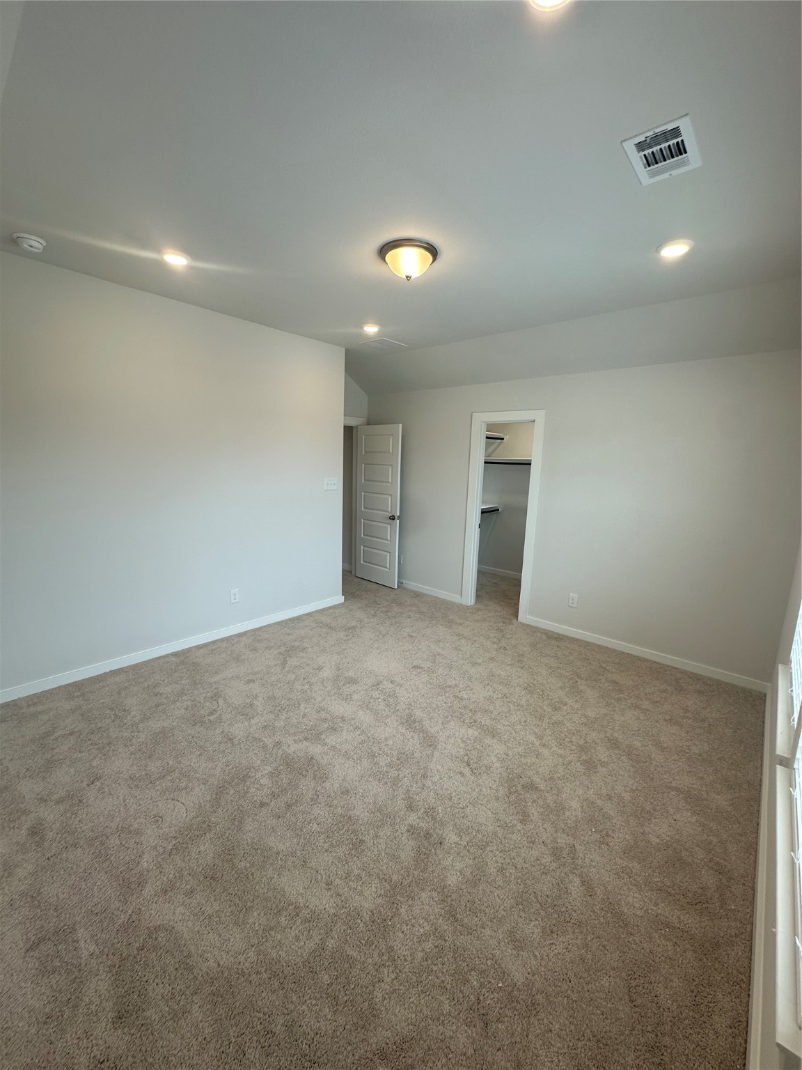 6414 Bolinas Court Rosharon, TX 77583 - Photo 11 of 18 an empty room with an entryway