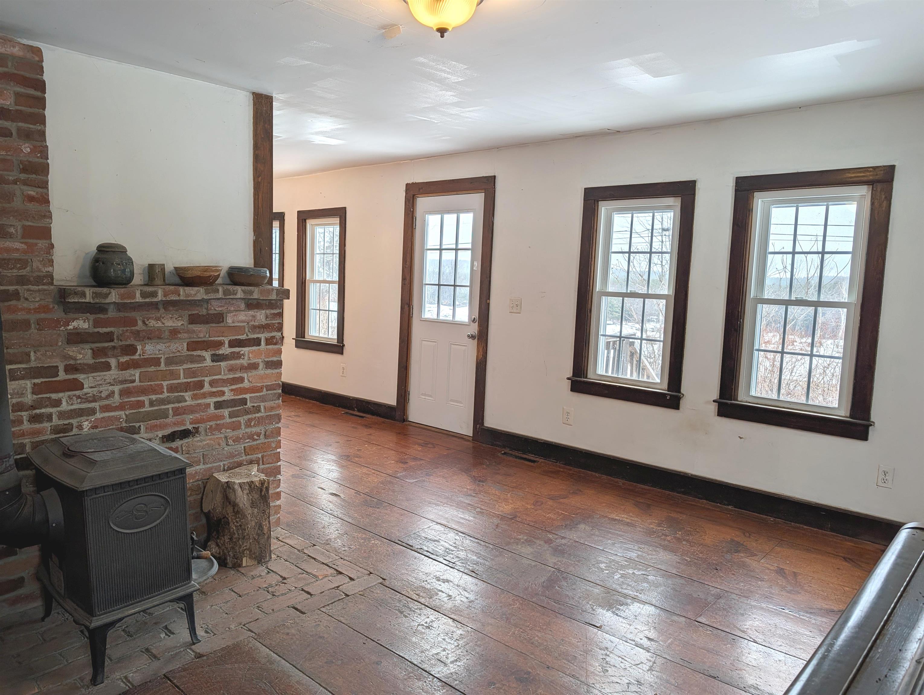 352 South Sugar Hill Road Weare, NH 03281 - Photo 13 of 42