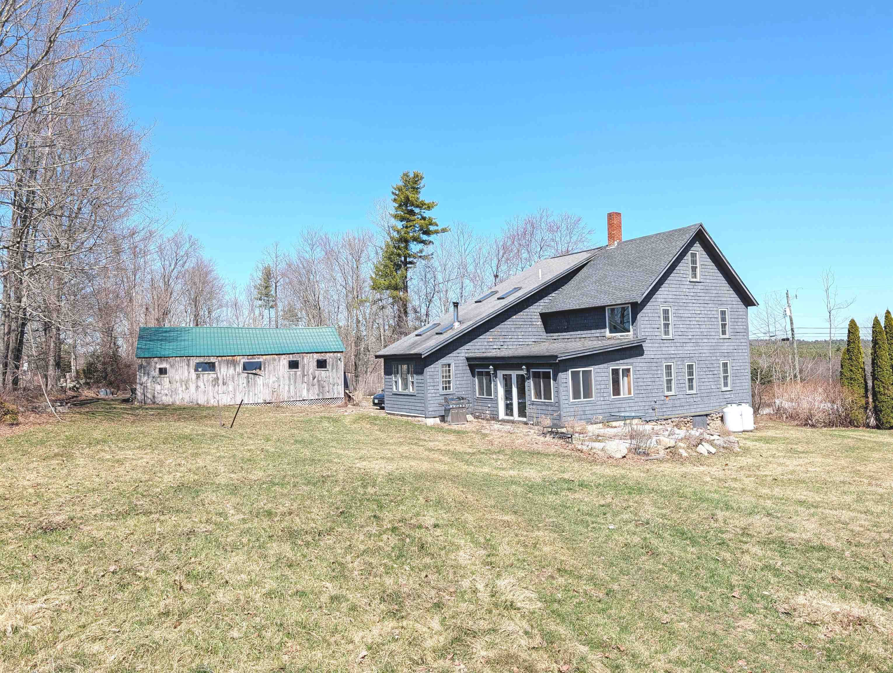 352 South Sugar Hill Road Weare, NH 03281 - Photo 2 of 42