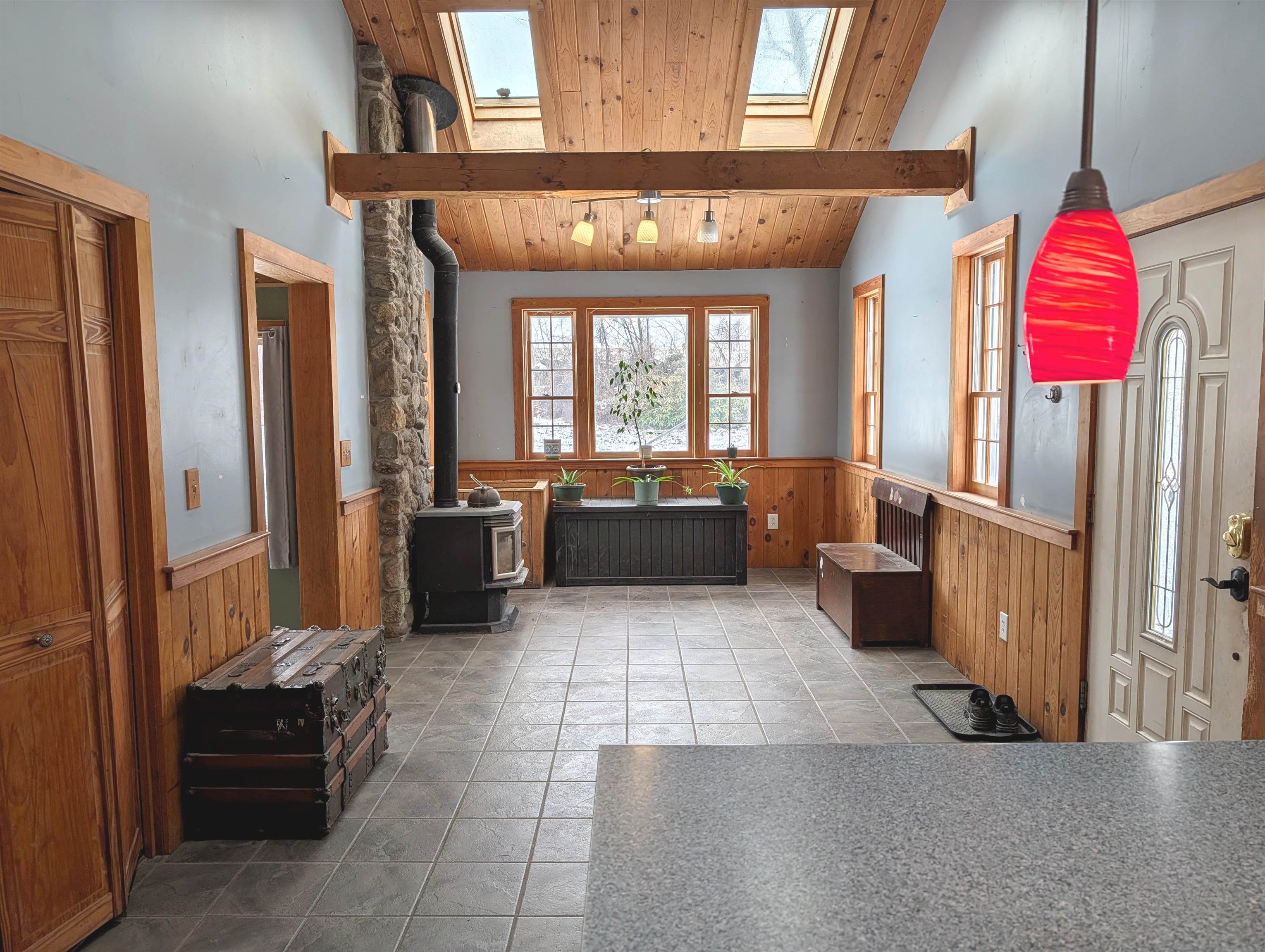 352 South Sugar Hill Road Weare, NH 03281 - Photo 10 of 42