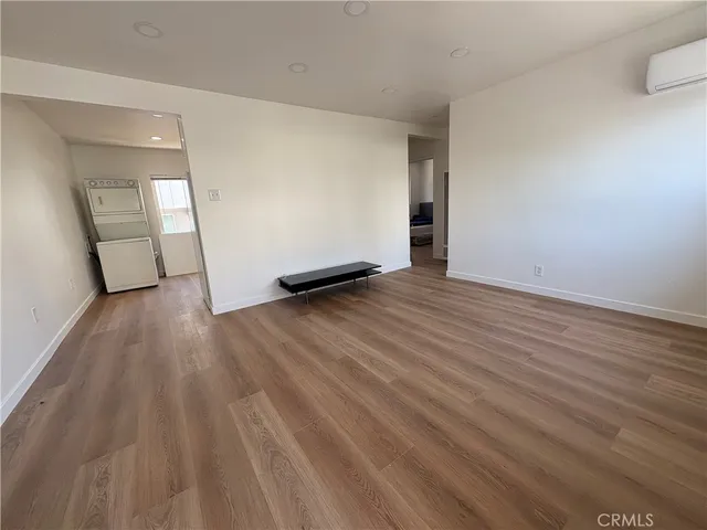 $2,300 | 1103 South Hobart Boulevard, Unit 2, Los Angeles, CA 90006