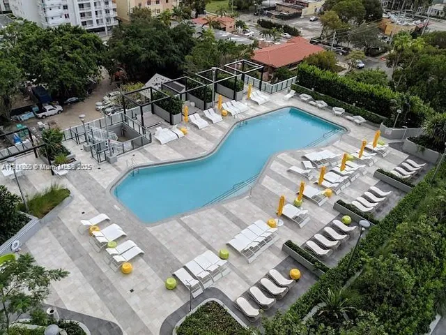 $21,500 | 650 Northeast 32nd Street, Unit BH6, Miami, FL 33137