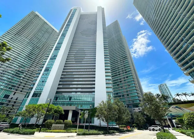 $21,500 | 650 Northeast 32nd Street, Unit BH6, Miami, FL 33137