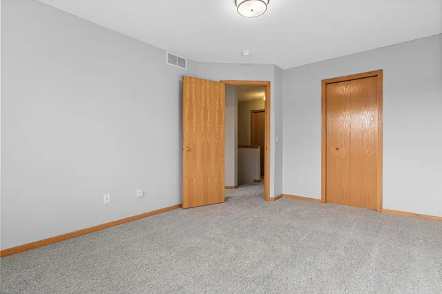 $269,900 | 2123 Agate Curve, Shakopee, MN 55379