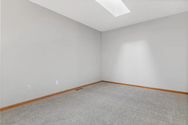 $269,900 | 2123 Agate Curve, Shakopee, MN 55379