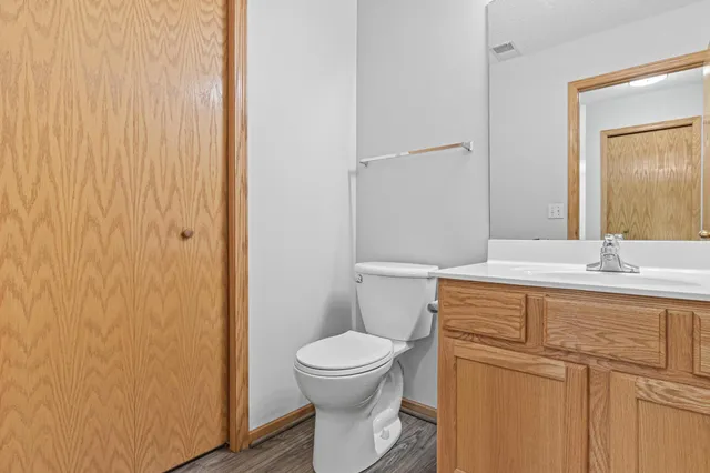 $269,900 | 2123 Agate Curve, Shakopee, MN 55379