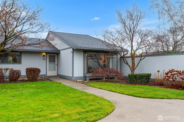 $400,000 | 1310 Castlerock Avenue, Unit 30, Wenatchee, WA 98801