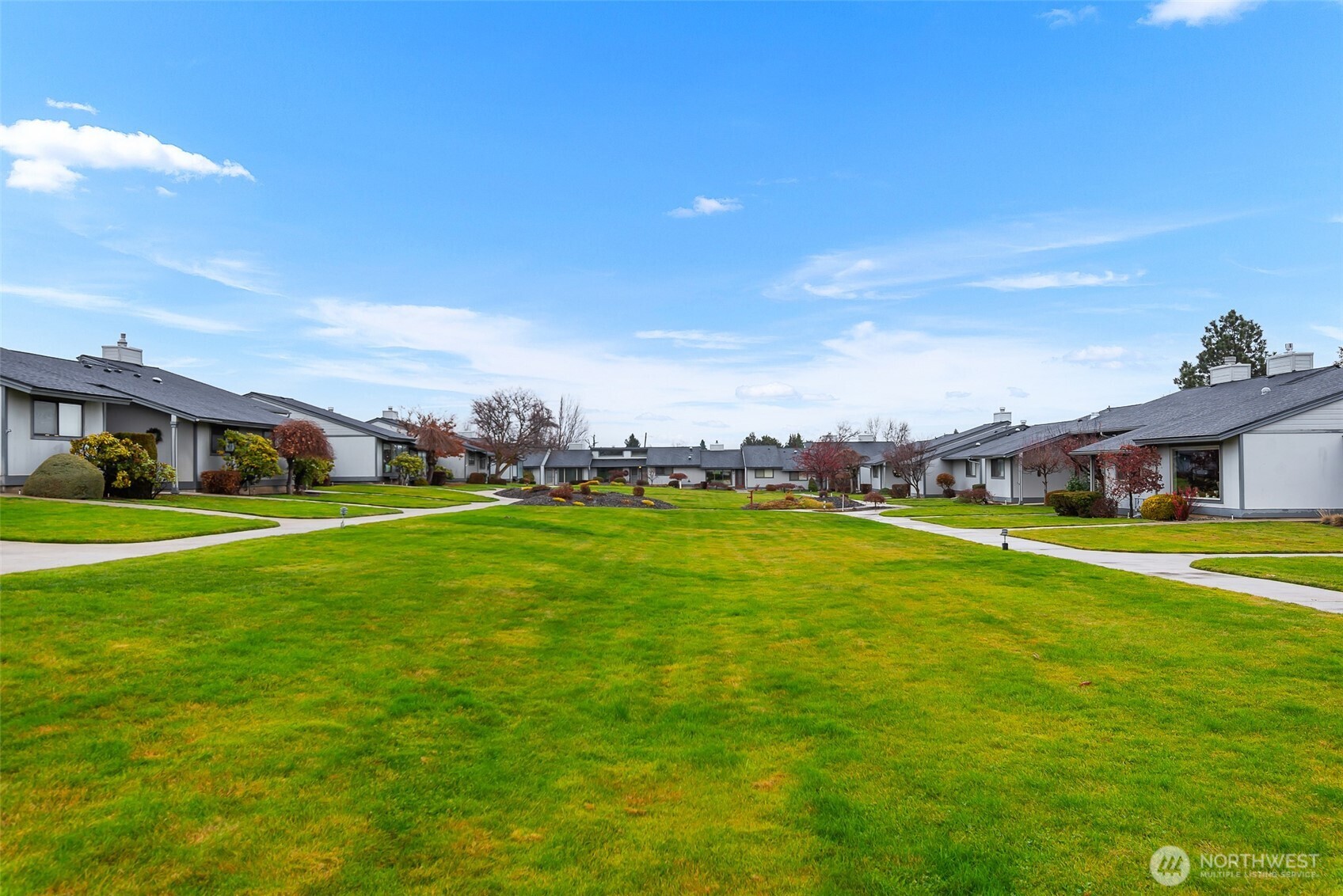 1310 Castlerock Avenue, Unit 30 Wenatchee, WA 98801 - Photo 33 of 40