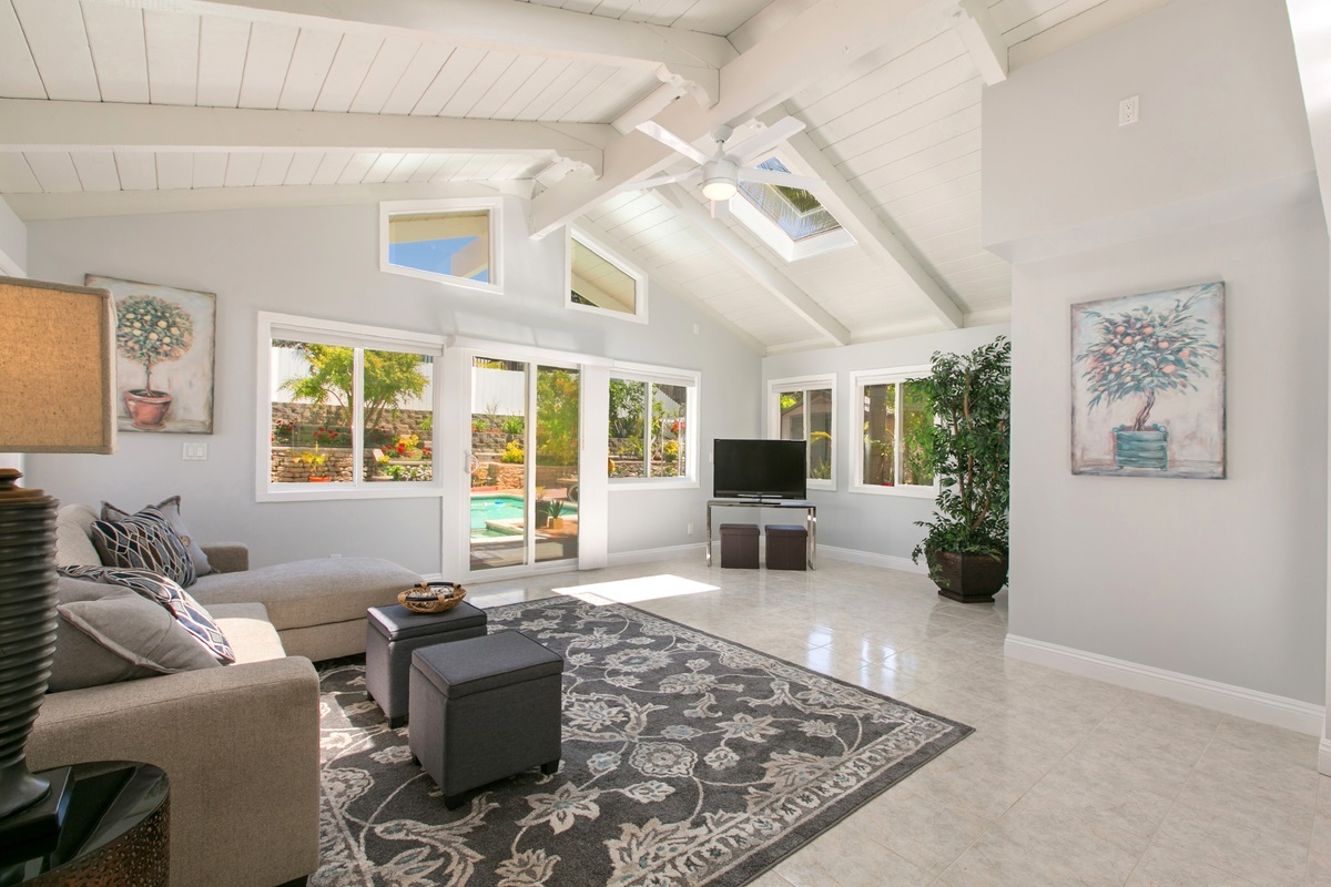 309 Cerro Street Encinitas, CA 92024 - Photo 13 of 25 Gallery Image 13