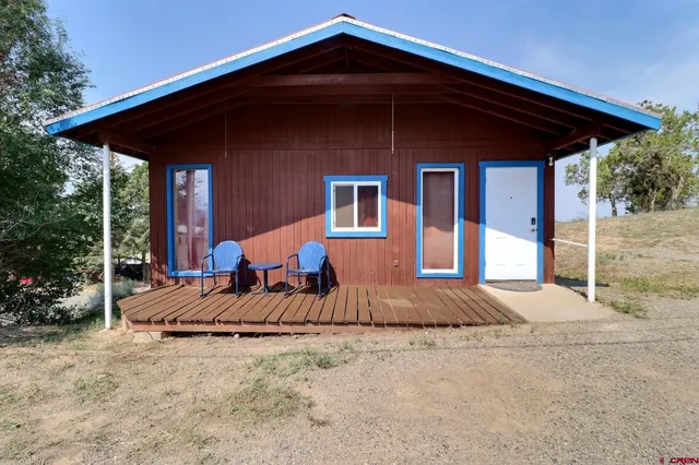 a view of backyard of house