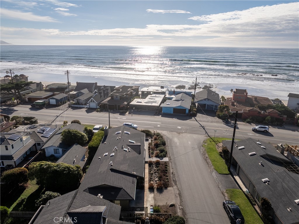 10 11th Street Cayucos, CA 93430 - Photo 29 of 33 an aerial view of a building with outdoor space