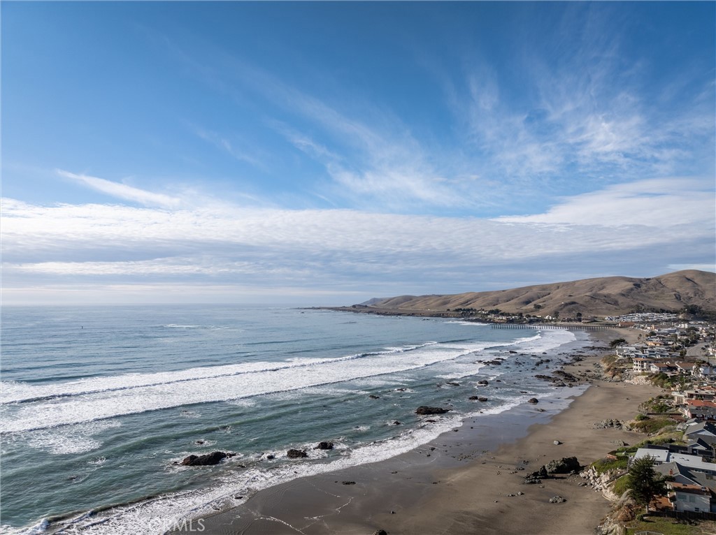 10 11th Street Cayucos, CA 93430 - Photo 30 of 33 a view of ocean view with beach