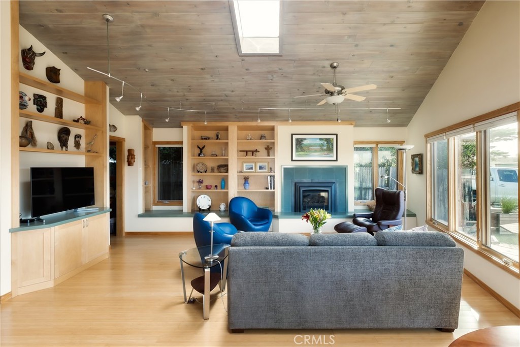 10 11th Street Cayucos, CA 93430 - Photo 8 of 33 a living room with furniture and a fireplace
