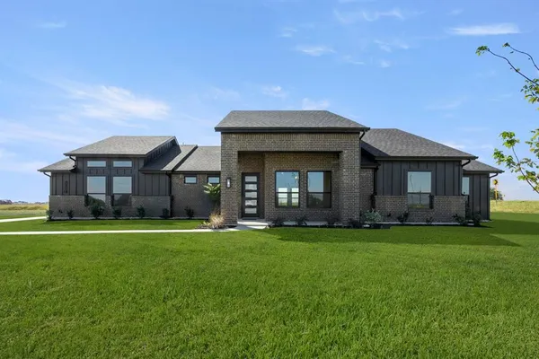 $538,990 | 2910 Stella Rose Court, Waxahachie, TX 75165