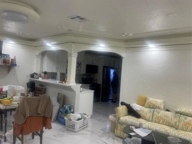 $3,200 | 6250 Southwest 9th Street, North Lauderdale, FL 33068