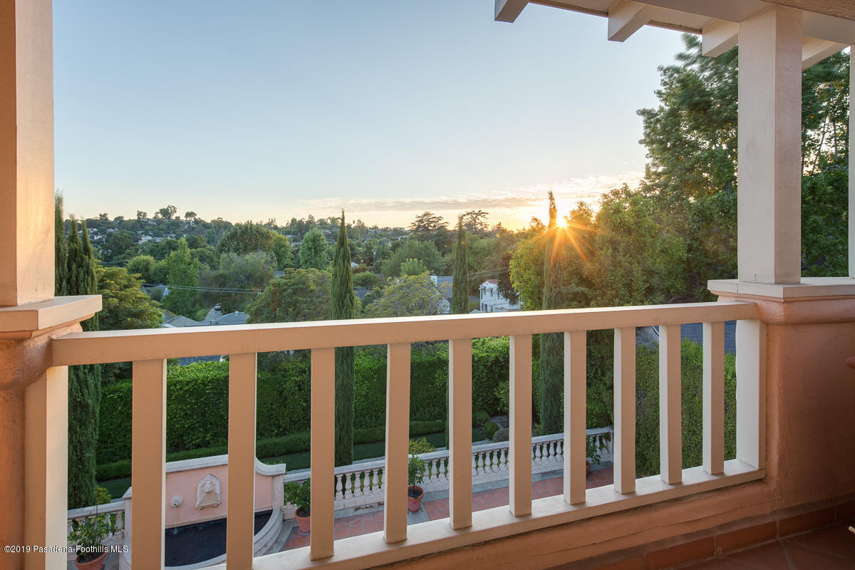 104 Club Road Pasadena, CA 91105 - Photo 29 of 43