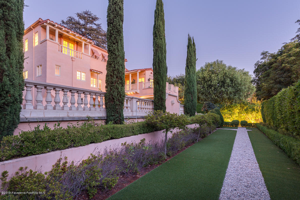104 Club Road Pasadena, CA 91105 - Photo 43 of 43 a view of a house with a yard and table in patio