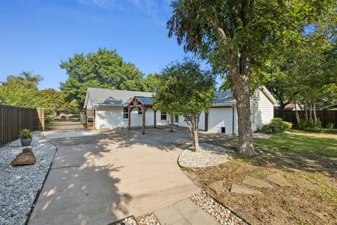 $528,000 | 8642 Shagrock Lane, Dallas, TX 75238