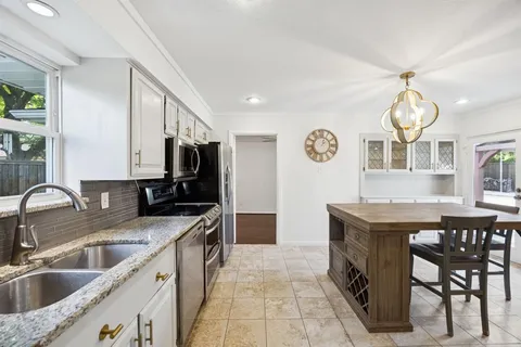 $528,000 | 8642 Shagrock Lane, Dallas, TX 75238