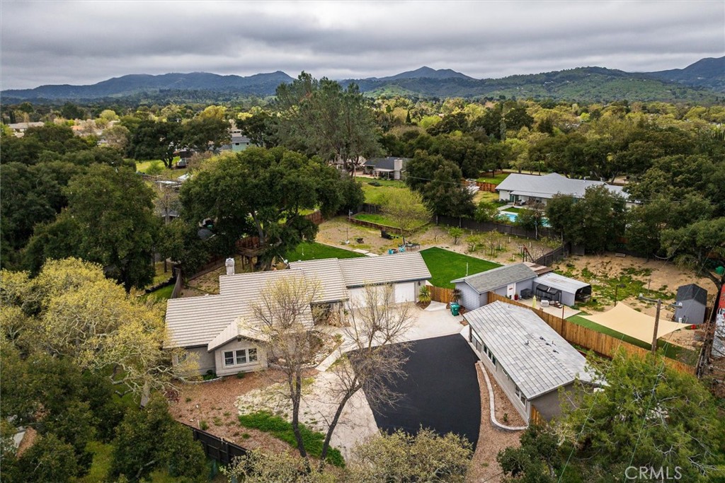 Two homes, one large lot, in the heart of Atascadero.