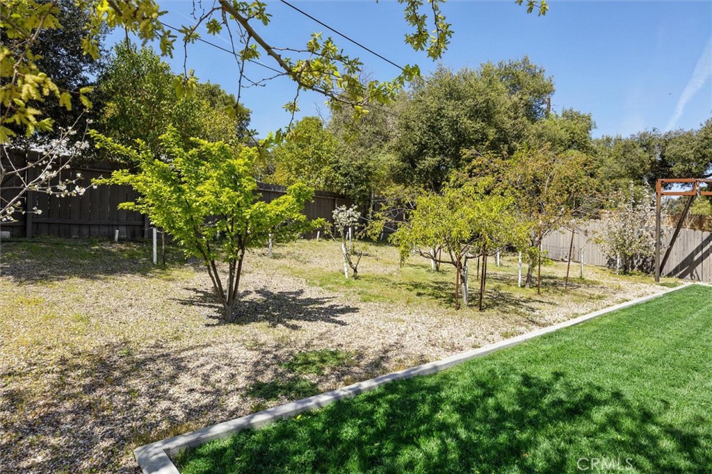 8100 Coromar Avenue Atascadero, CA 93422 - Photo 37 of 69 Fruit Trees