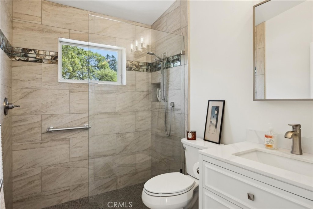 8100 Coromar Avenue Atascadero, CA 93422 - Photo 49 of 69 ADU Bathroom
