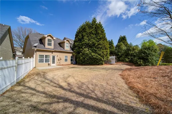 $325,000 | 112 Highland Pointe Circle East, Dawsonville, GA 30534