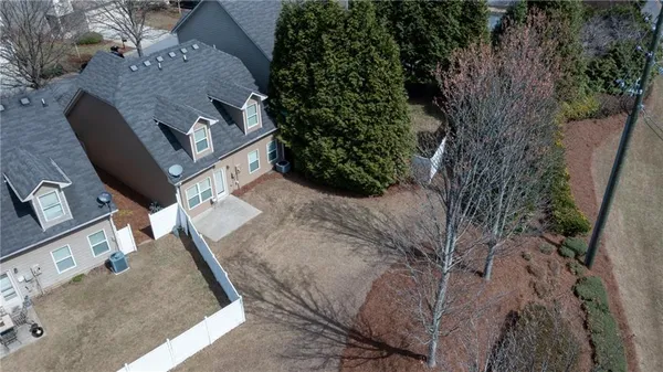 $325,000 | 112 Highland Pointe Circle East, Dawsonville, GA 30534