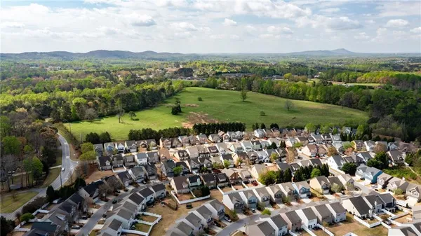 $325,000 | 112 Highland Pointe Circle East, Dawsonville, GA 30534