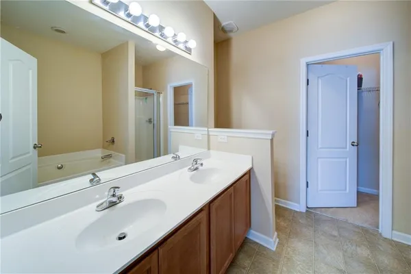 $325,000 | 112 Highland Pointe Circle East, Dawsonville, GA 30534