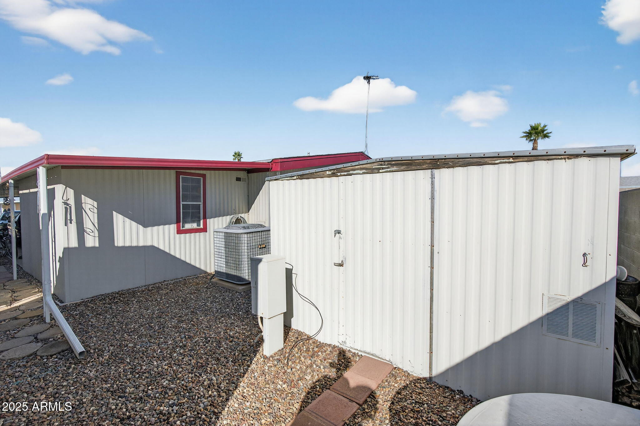 2100 North Trekell Road, Unit 131 Casa Grande, AZ 85122 - Photo 38 of 46 a very nice looking room with a ceiling fan