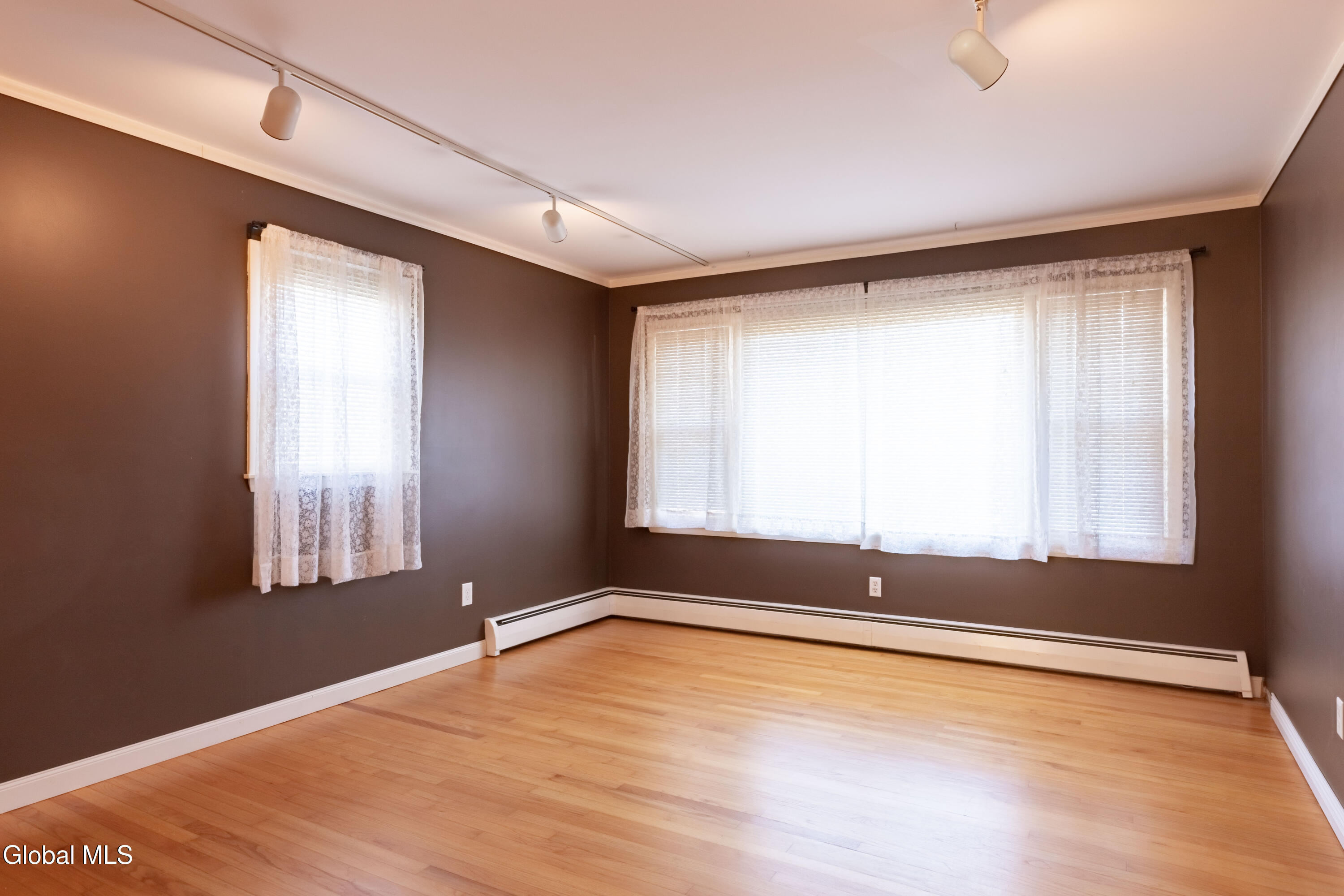 4110 Consaul Road Niskayuna, NY 12304 - Photo 20 of 52 RDP 25-1122 4110 Consaul Rd - Soffan (15