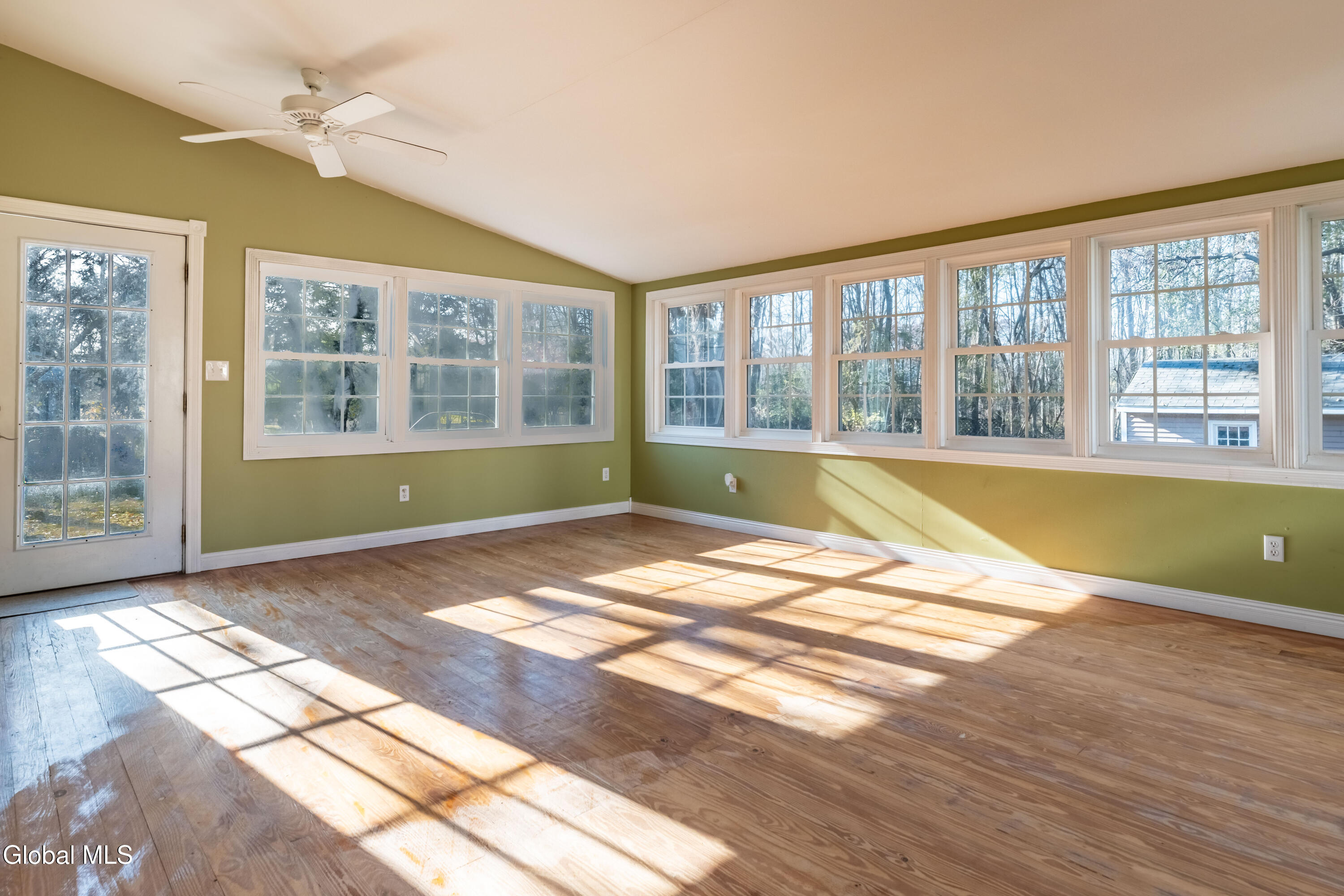 4110 Consaul Road Niskayuna, NY 12304 - Photo 7 of 52 RDP 25-1122 4110 Consaul Rd - Soffan (1)