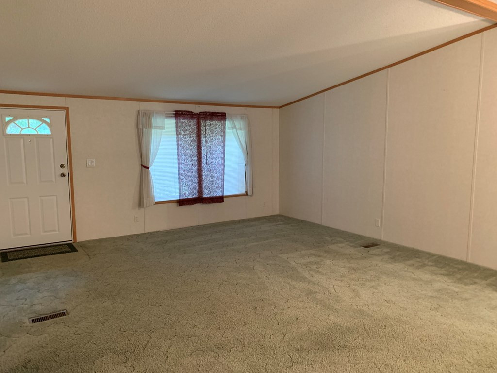 426 Spellman Road Plattsburgh, NY 12901 - Photo 11 of 27 Gallery Image 11