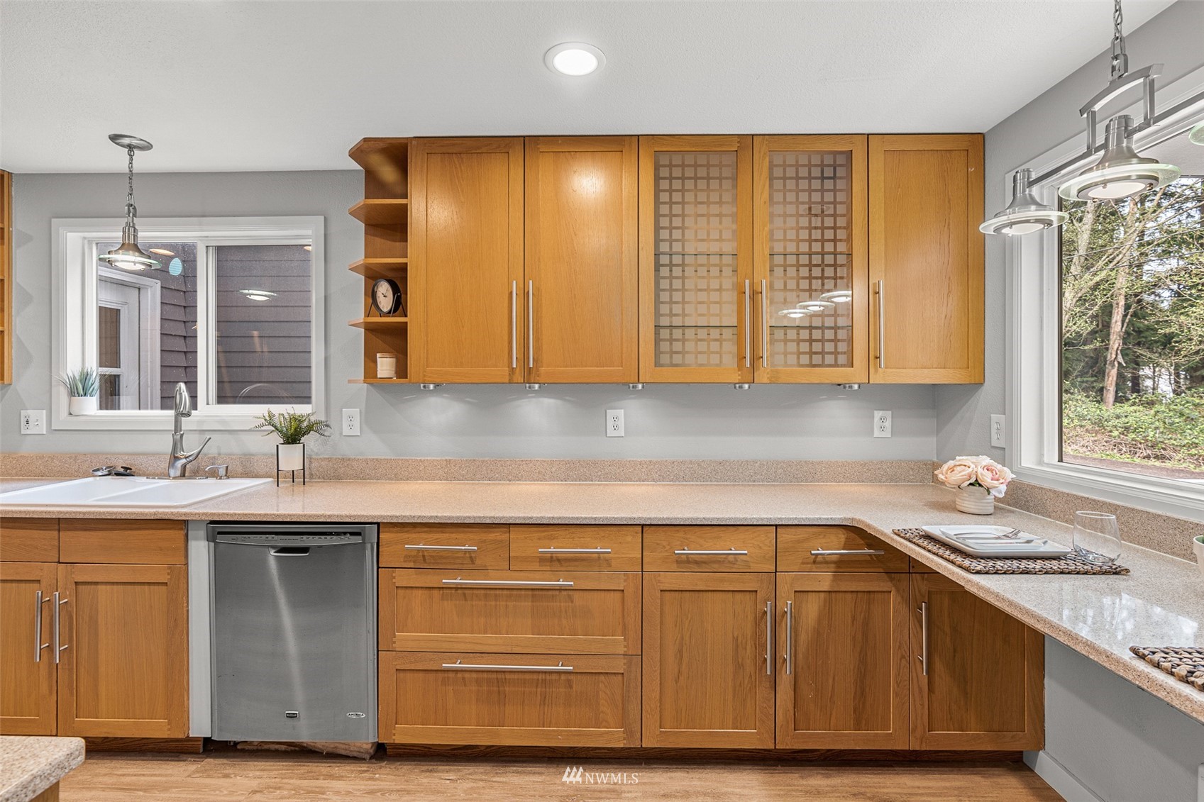 2809 York Road Everett, WA 98204 - Photo 9 of 37 Gallery Image 9