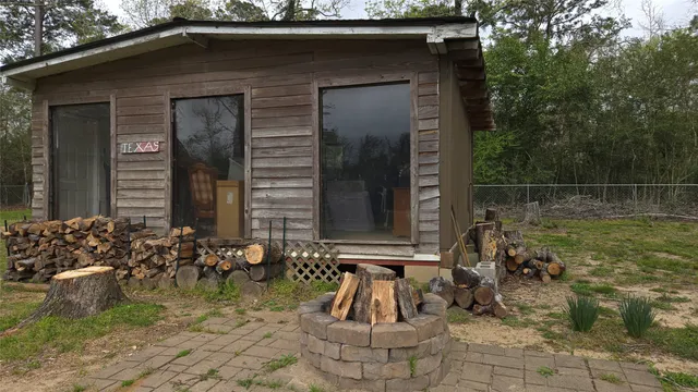 $190,000 | 273 Glenda Drive, Livingston, TX 77351