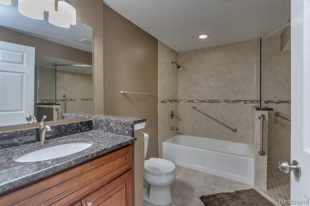 2074 Mapleridge Road Rochester Hills, MI 48309 - Photo 39 of 48