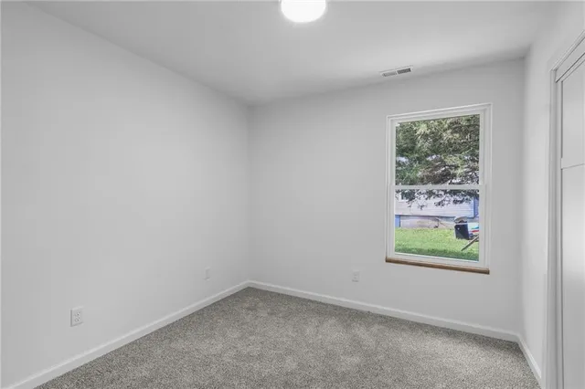 $209,900 | 1117 Walnut Avenue, Osawatomie, KS 66064