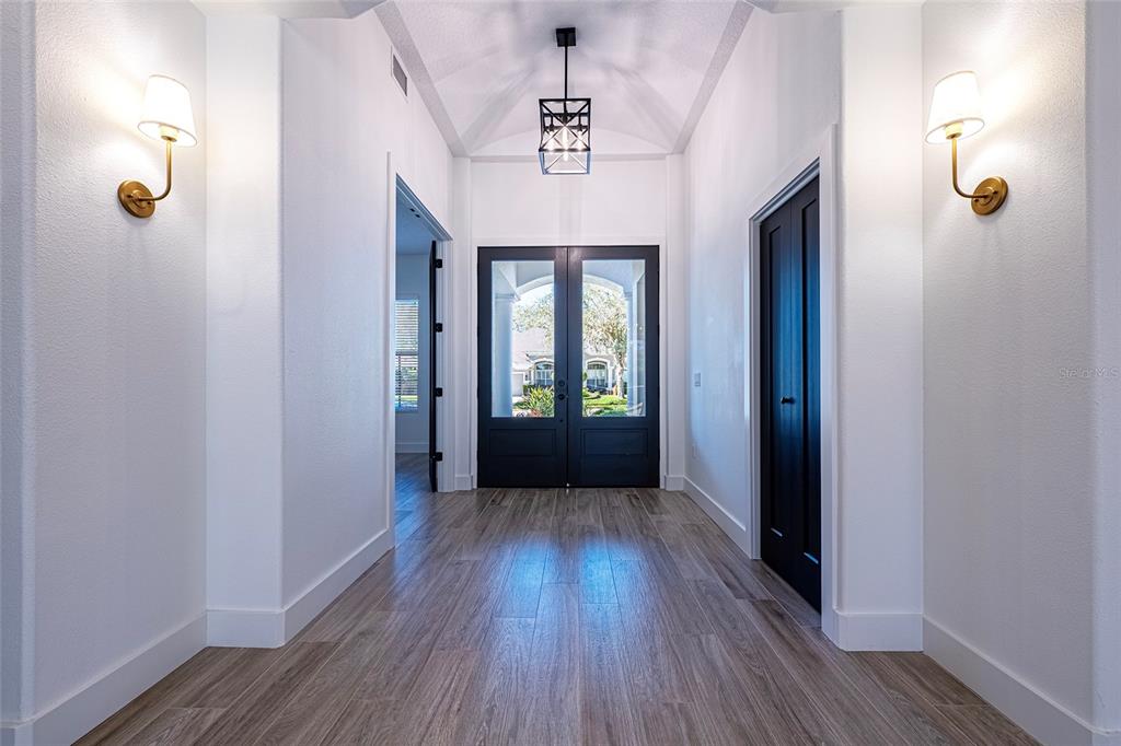 1543 Parilla Circle New Port Richey, FL 34655 - Photo 7 of 83