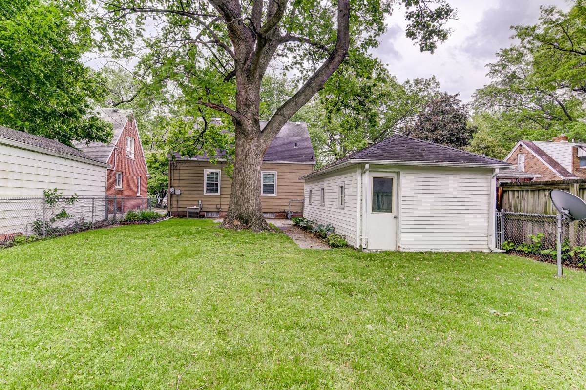 2049 South Walnut Street Springfield, IL 62704 - Photo 25 of 33