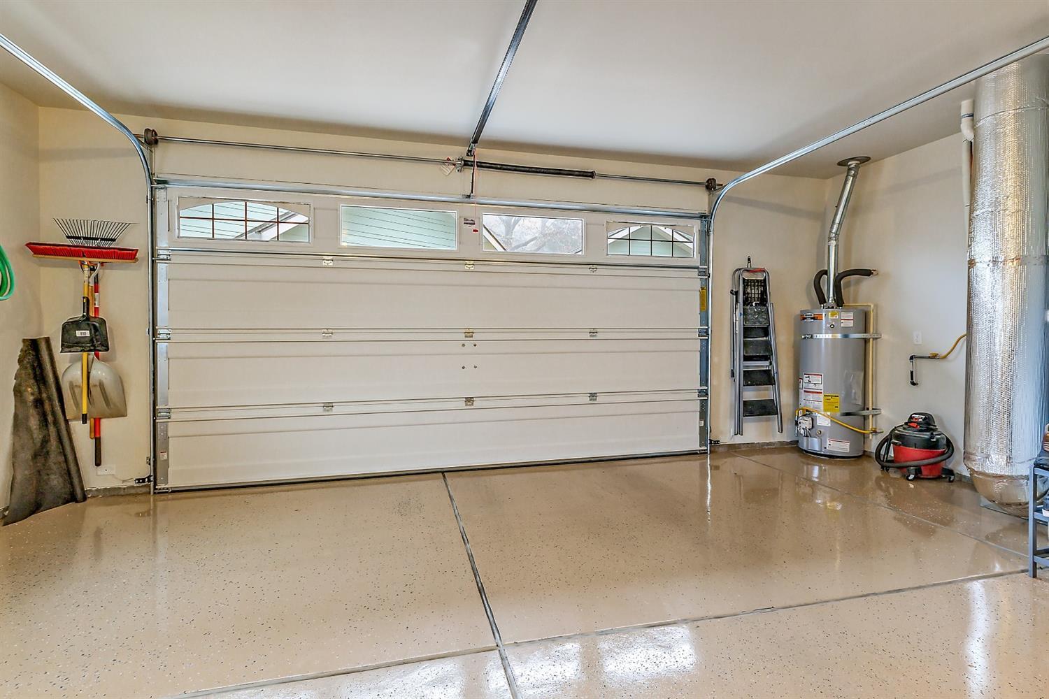 1100 Andrews Road Jacksonville, OR 97530 - Photo 23 of 24 Shiny painted floors in the garage