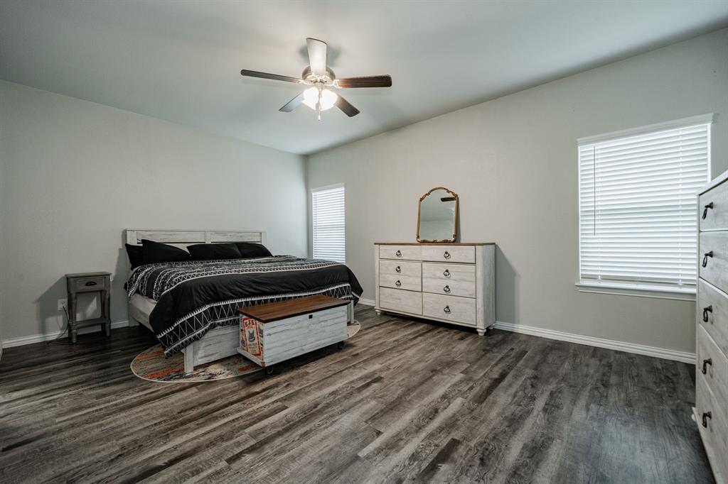 107 Willowbend Loop Mabank, TX 75147 - Photo 17 of 32