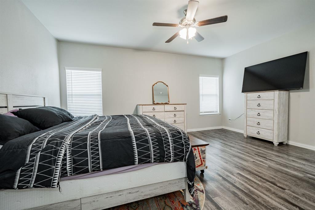 107 Willowbend Loop Mabank, TX 75147 - Photo 18 of 32