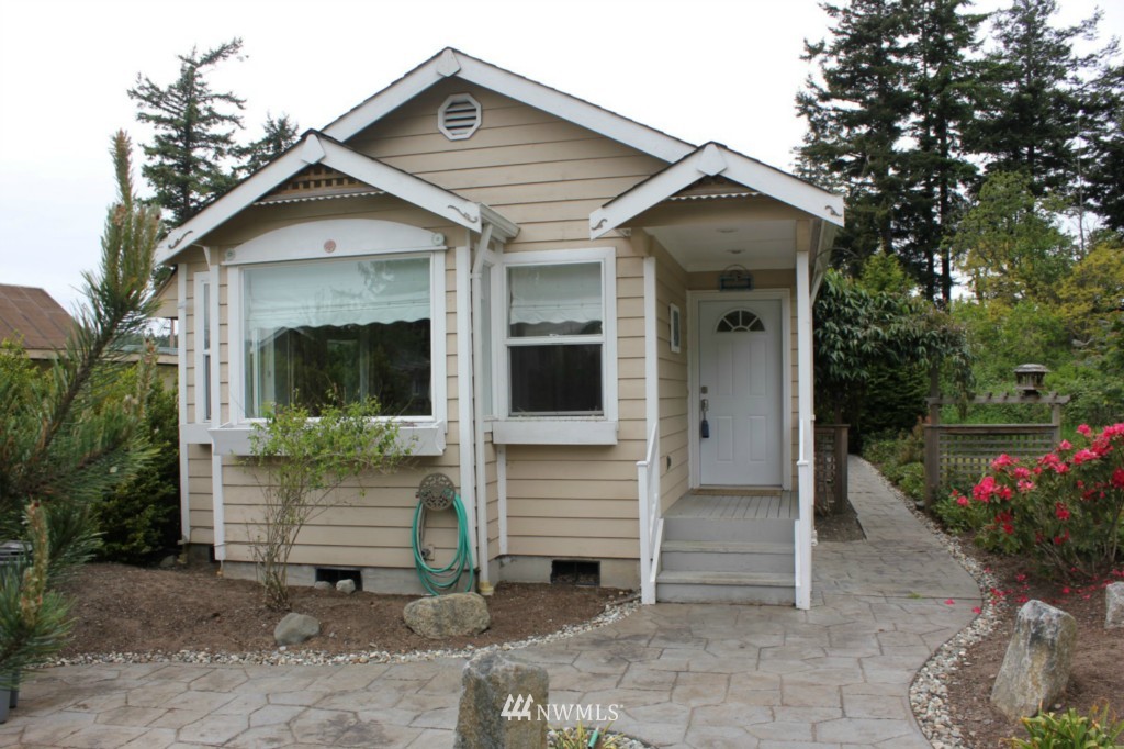 2802 Shannon Point Road Anacortes, WA 98221 - Photo 1 of 16 Gallery Image 1