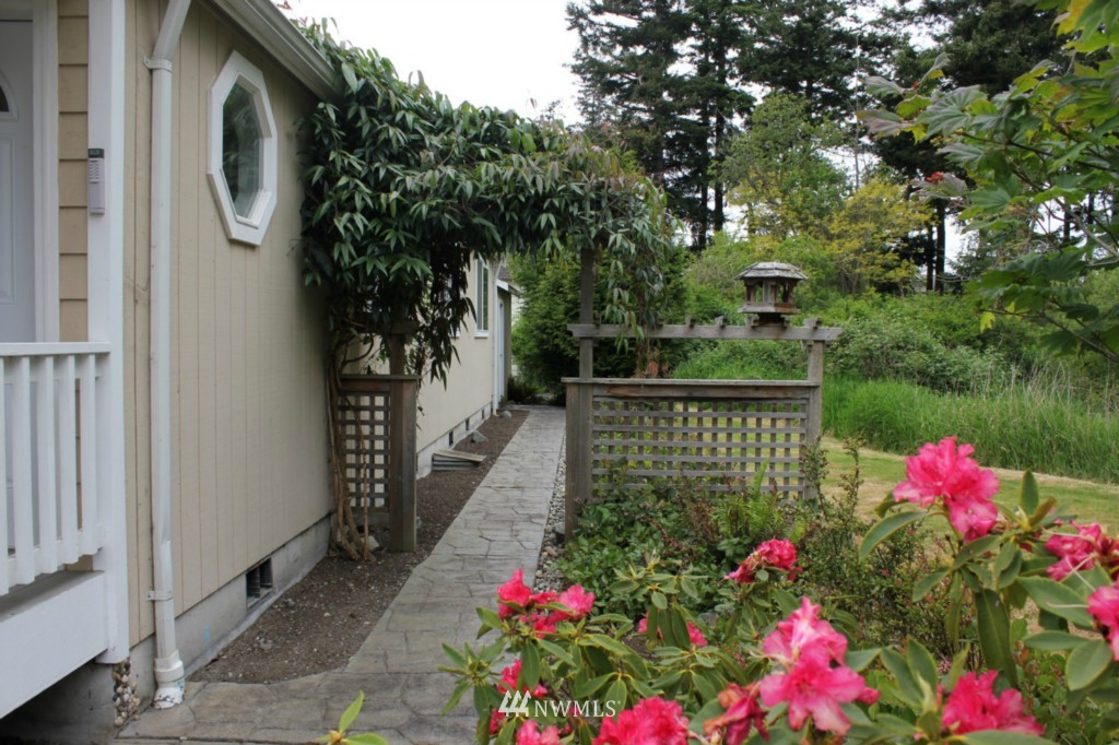 2802 Shannon Point Road Anacortes, WA 98221 - Photo 12 of 16 Gallery Image 12