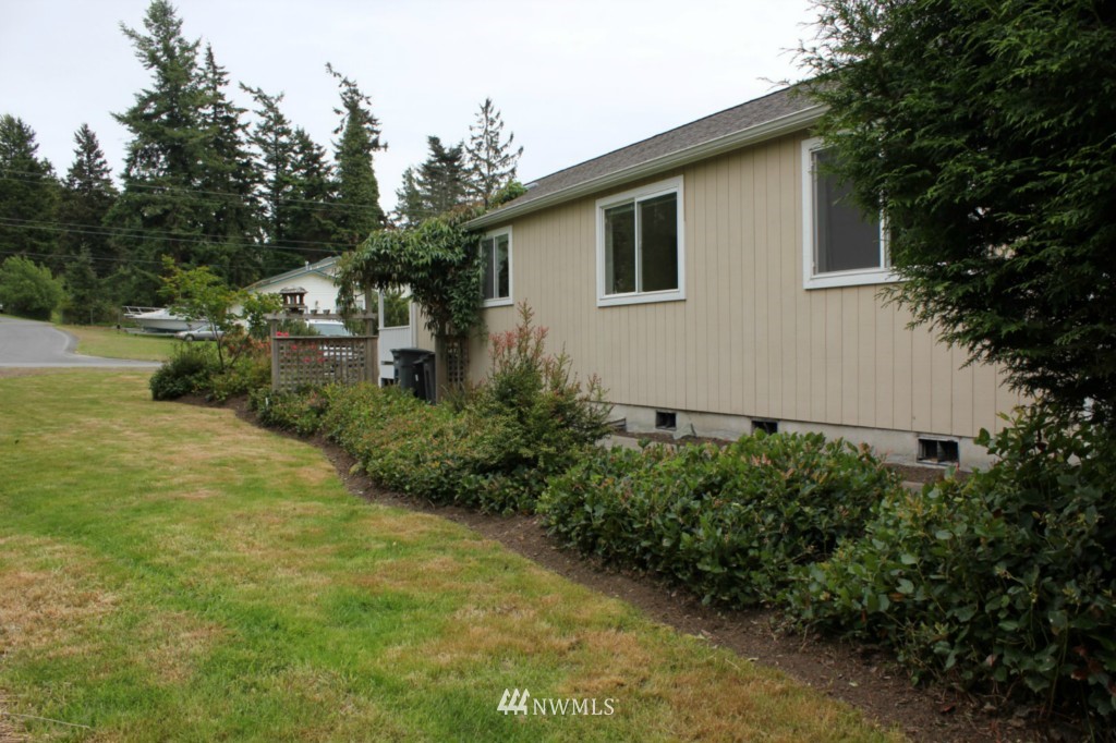 2802 Shannon Point Road Anacortes, WA 98221 - Photo 15 of 16 Gallery Image 15